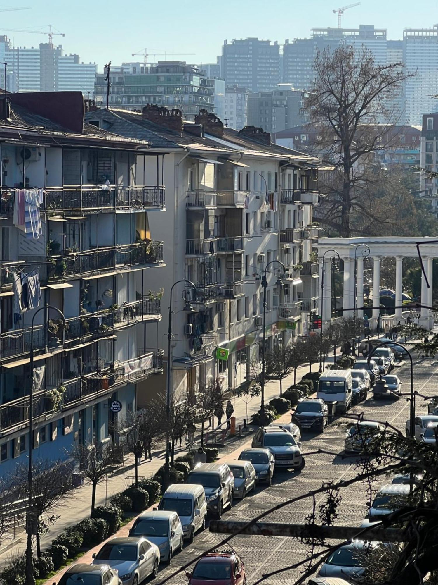 Апартаменты От Зуры Batumi Zewnętrze zdjęcie